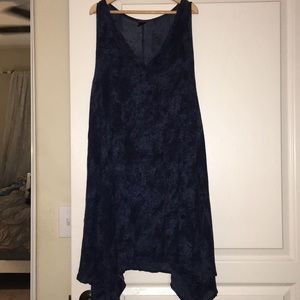 Sleeveless linen dress